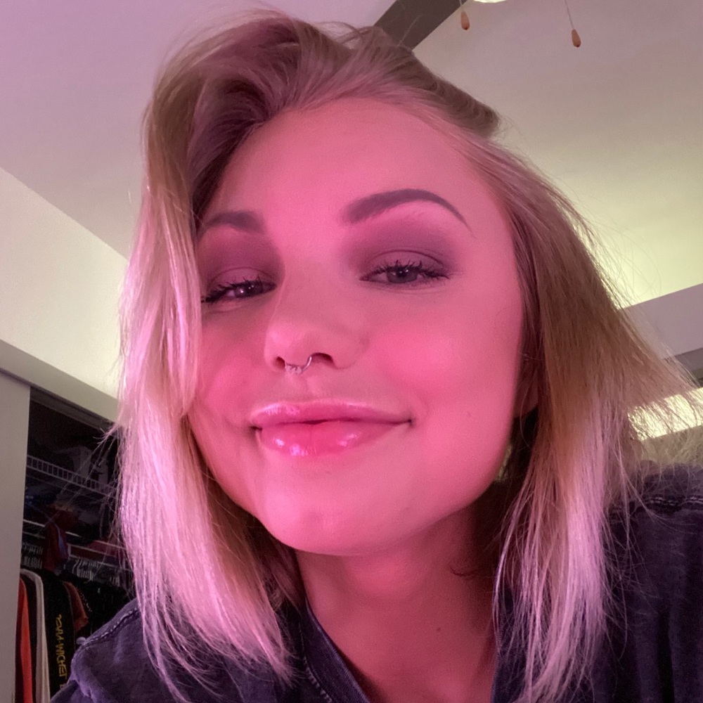 Meet your Posher, Samantha